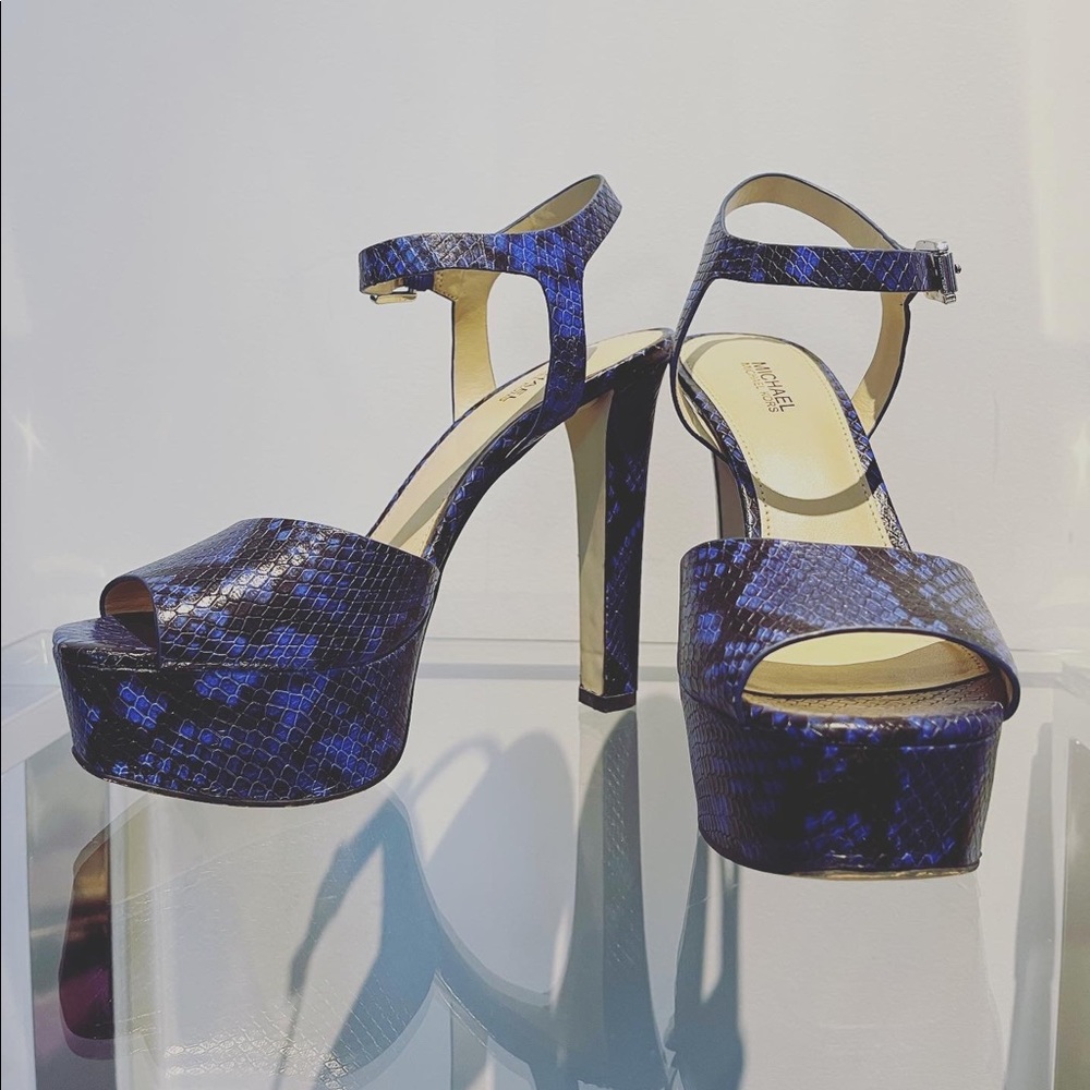 💙👠 MICHAEL KORS👠💙 platform snake print sandals